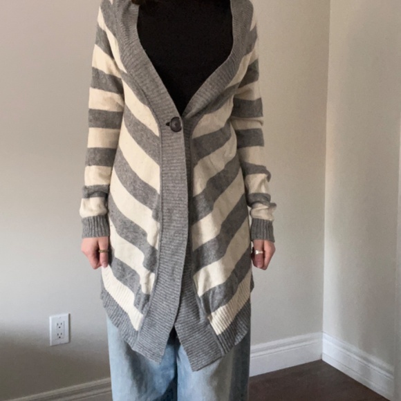 Banana Republic - Striped Lambswool Cardigan: Women's Size M - Picture 5 of 9